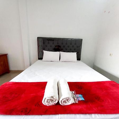 Harmony House Syariah near Alun Alun Pati Hotel Bagian luar foto