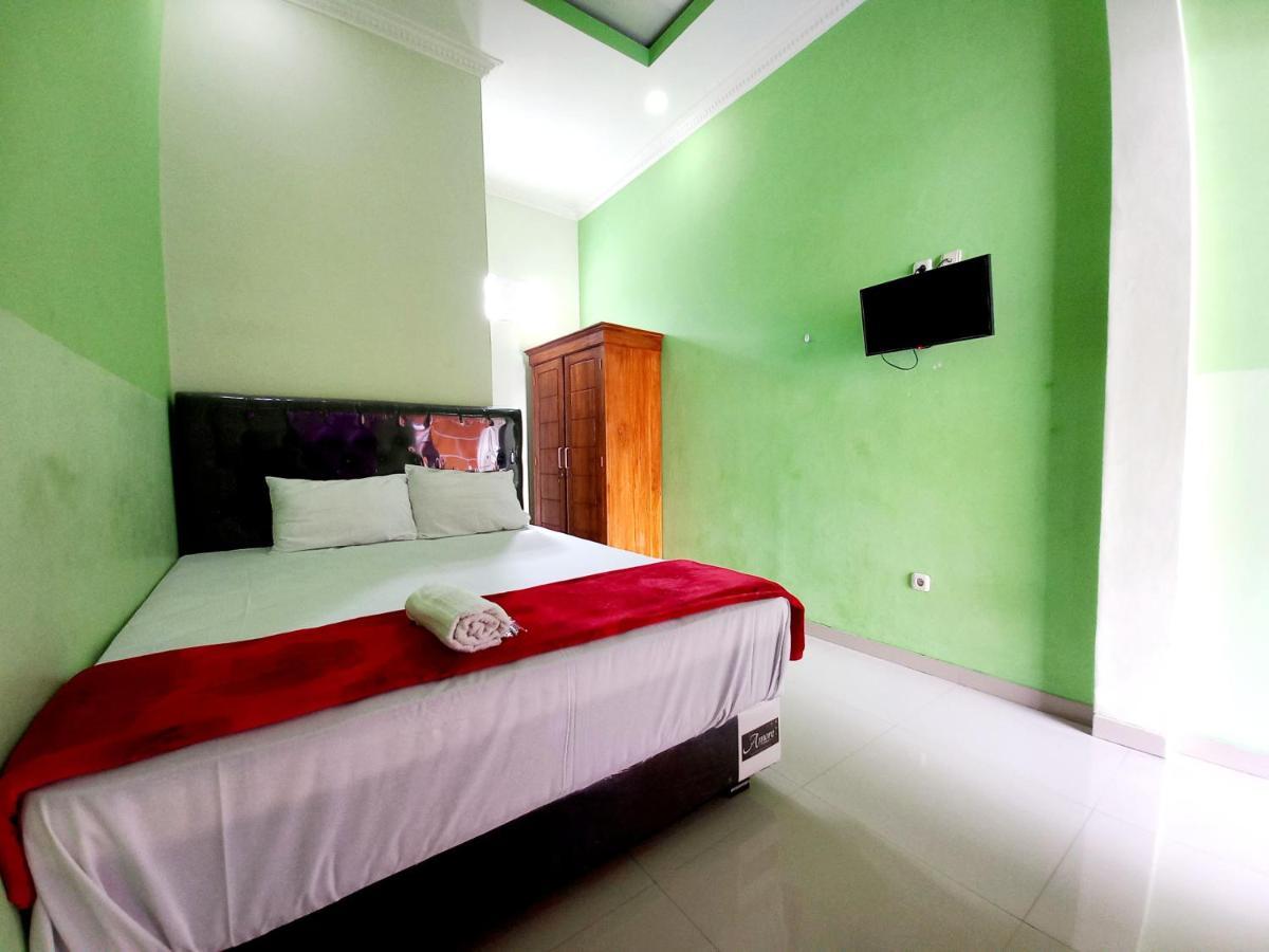 Harmony House Syariah near Alun Alun Pati Hotel Bagian luar foto