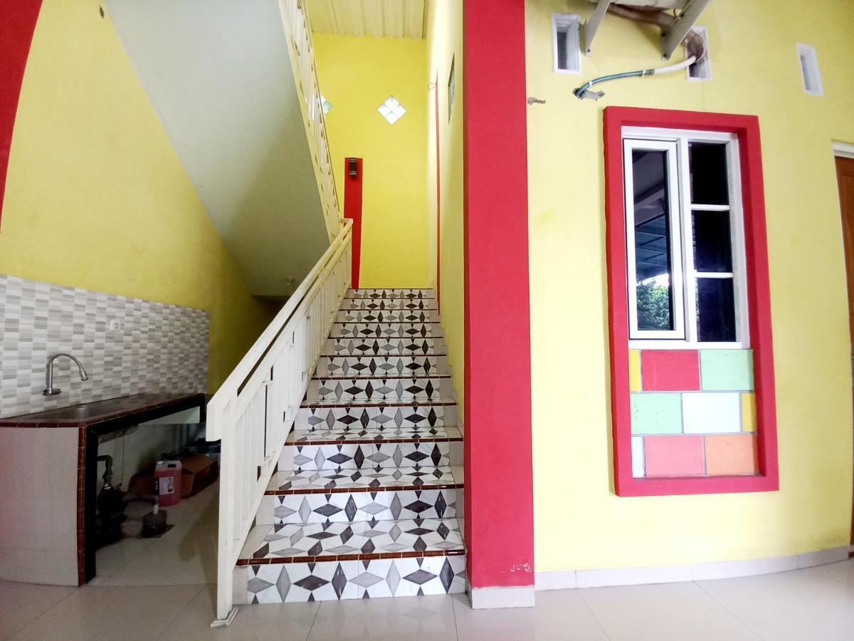 Harmony House Syariah near Alun Alun Pati Hotel Bagian luar foto