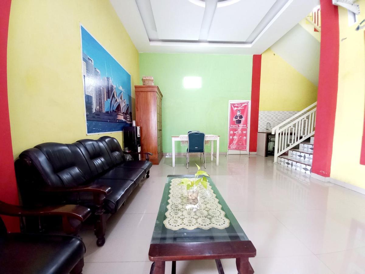Harmony House Syariah near Alun Alun Pati Hotel Bagian luar foto