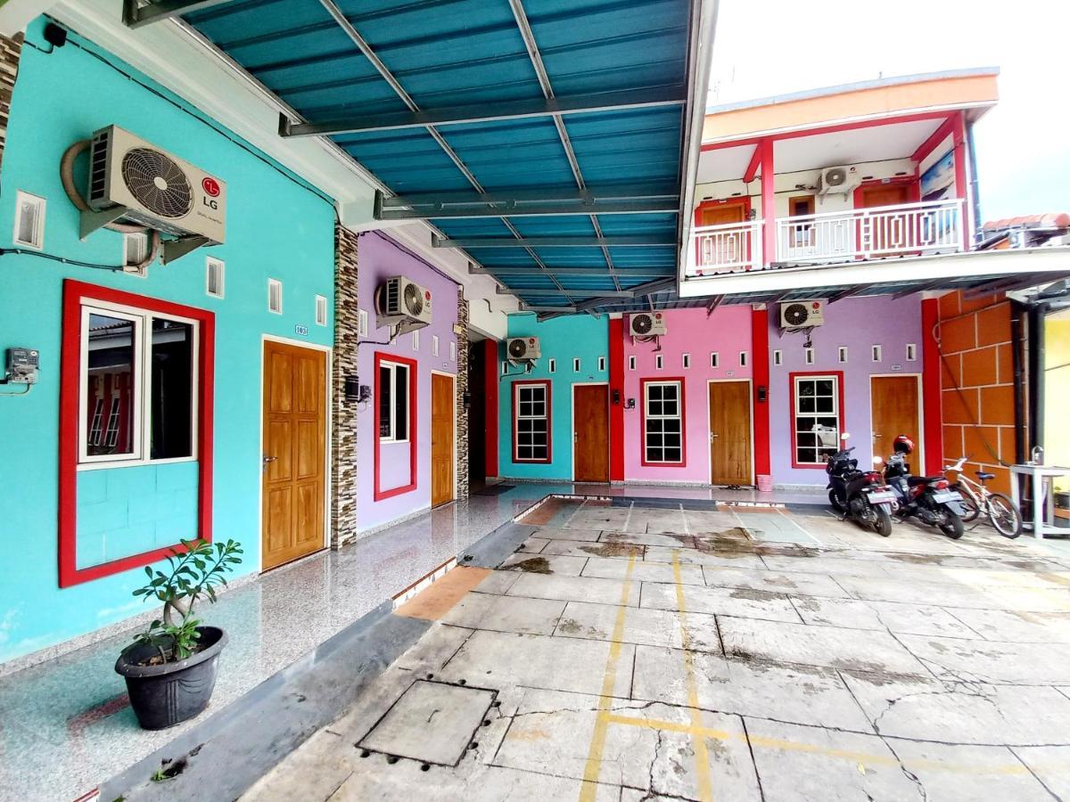 Harmony House Syariah near Alun Alun Pati Hotel Bagian luar foto